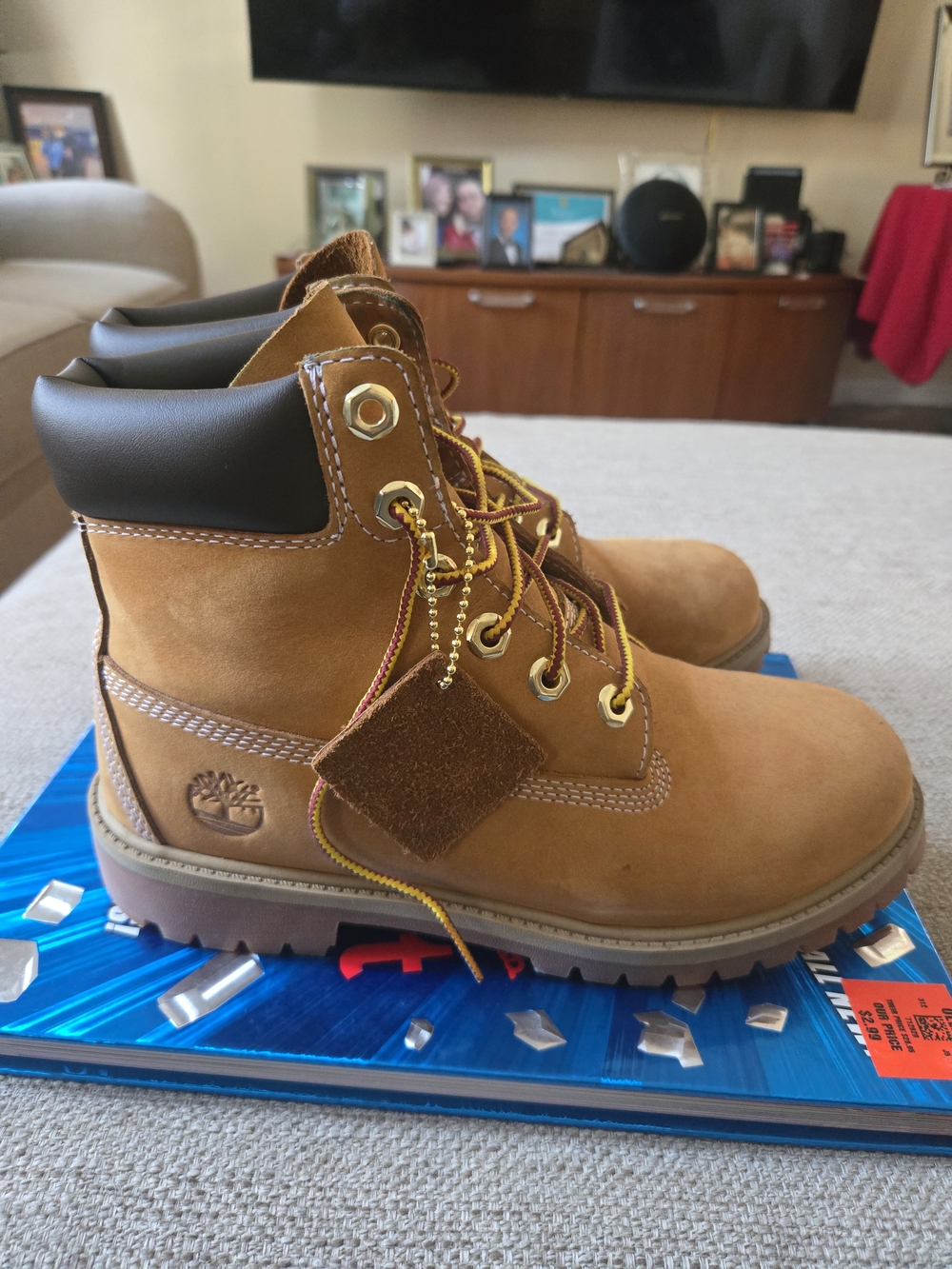 Timberland Kids Wheat Nubuck Lace-Up Boots with Dark Collar